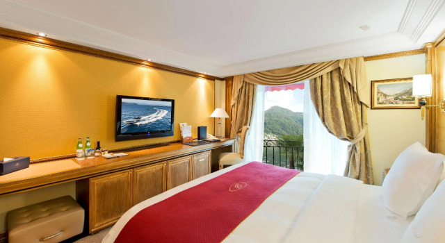 Люкс Swiss Diamond Hotel & Spa