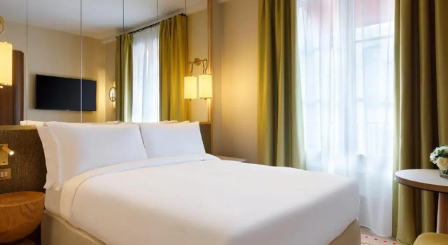 Двухместный номер Le Belgrand Hotel Paris Champs Elysees, Tapestry By Hilton