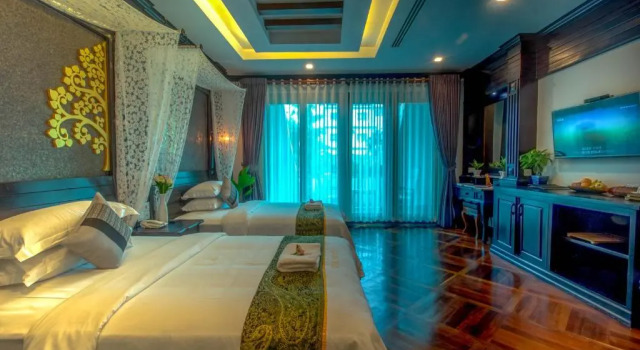 Двухместный номер Deluxe с балконом The Night Hotel