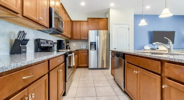 Summer Deal! Lake View Villa
