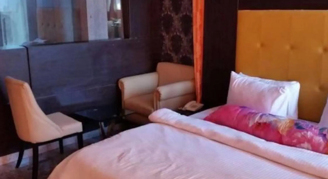 Paris Suites