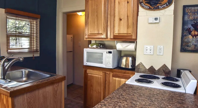 Triple R Cottages: 2, Забронировать Отель Эстес-Парк Rocky Mountain National Park, рядом с Trout Haven Fishing Pond