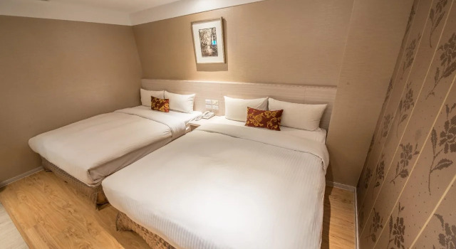 Golden Stone Hotel