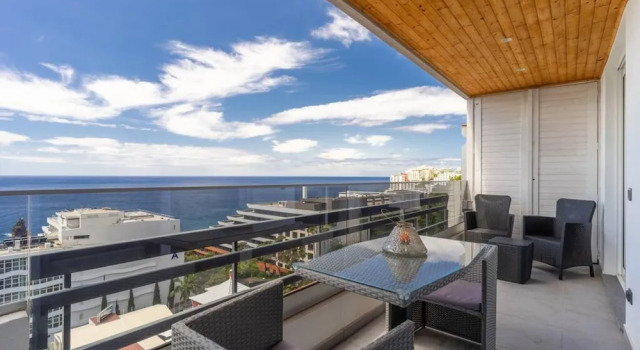 Monumental Apartment 610 Balcony Sea View, Rezerwuj Apartament Hotele w Funchal z parkingiem, Parking