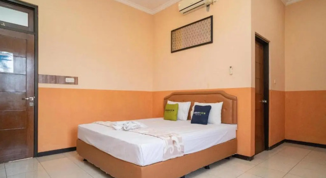 Urbanview Hotel de Kopen Malang by RedDoorz, Book Hotel 3-Star Hotels in East Java, 3*