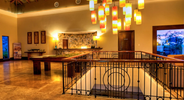 Pristine Bay Resort, Book Ferieresort 4-stjernede hoteller i Roatan, 4*