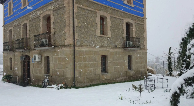 Bodegas de Arnés - Adults Only, Брондау Қонақ үй Graus Pirineo Aragonés