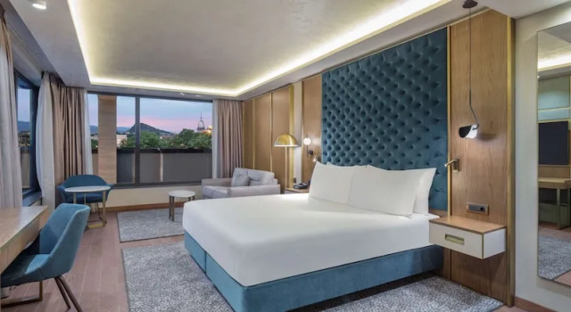 Двухместный полулюкс Doubletree By Hilton Plovdiv Center
