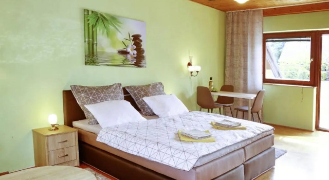 Апартаменты с балконом Tolena Heviz Apartments