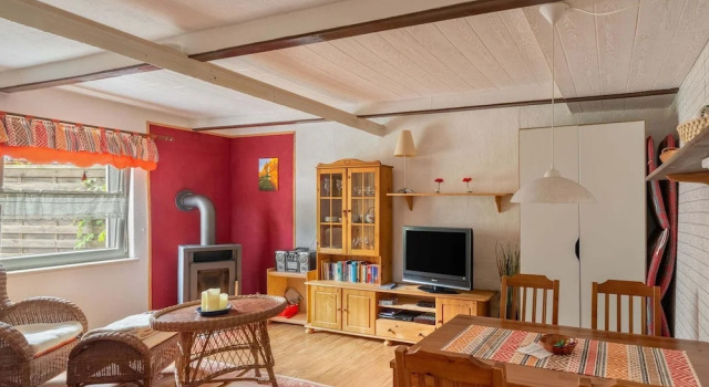 Quaint Holiday Home near Forest in Stuer, Забронировать Отель Отели Штюр с парковкой, Парковка