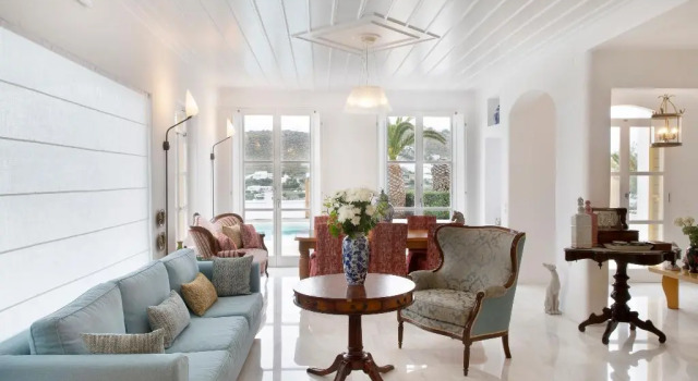 Dorion Hotel