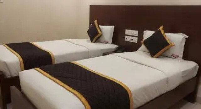 Ymca Program Centre, Rezerwuj Hotel Hotele w Selam z parkingiem, Parking