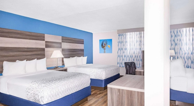 Семейный люкс c 1 комнатой Wingate by Wyndham Wichita Airport