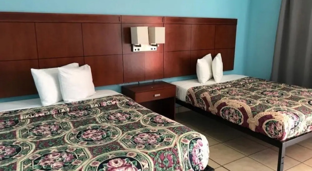 Четырёхместный номер Standard Economy Suites