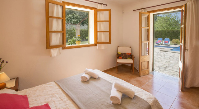 CAN Torres NOU, Book Hotel Pollença Majorca