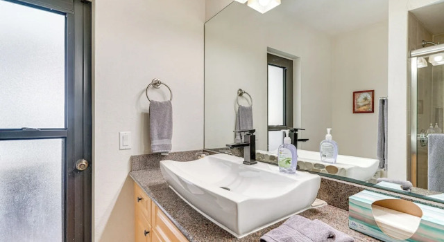 Коттедж с 3 комнатами Pet-friendly Cape Coral Home w/ Lanai + Water View
