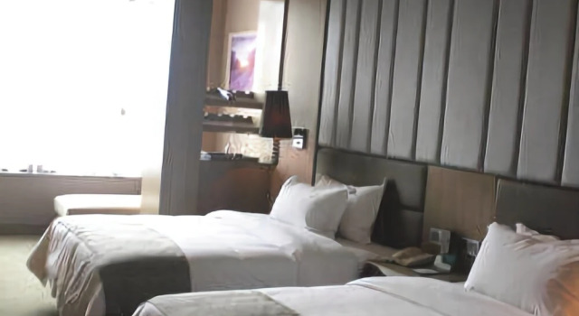 Nanqiao Fengshang Hotel, Rezerwuj Hotel Hotele w Deyang z parkingiem, Parking