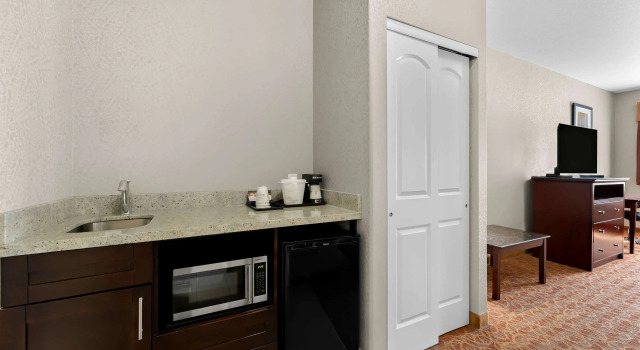 Четырёхместный номер Standard Best Western Williams Lake