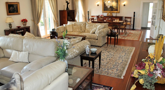 Height of luxury, stunning spacious villa with large indoor pool |Villa Luzia, Boek Villa Vakantiehuizen in Madeira, Cottage