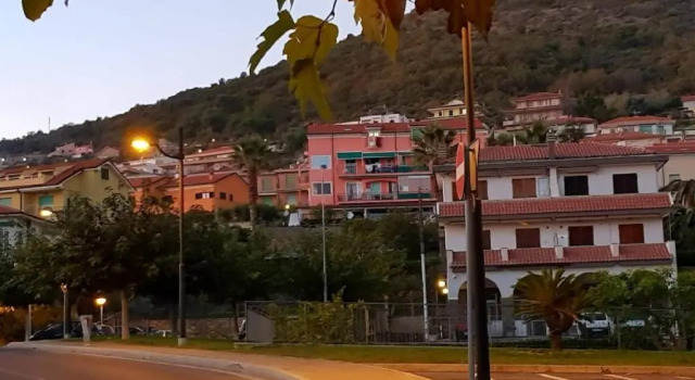 Апартаменты Very cosy house with fabulous sea view!