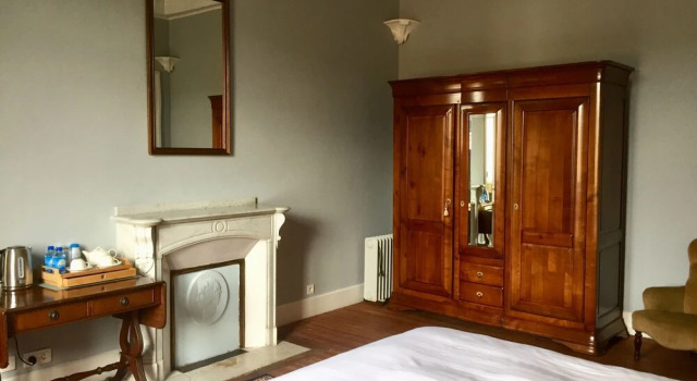 Chateau de Douzens, Book Hotel Hotels in Douzens with Parking, Parking