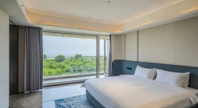 Люкс Premier Rizhao Azure Holiday Hotel