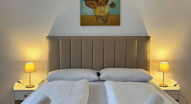 Апартаменты Apartment in Staatsoper Nähe Prime Location