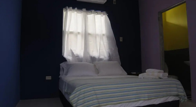 Номер Standard c 1 комнатой с видом на сад Fish Tobago Guesthouse or Joy and Brandon Guesthouse