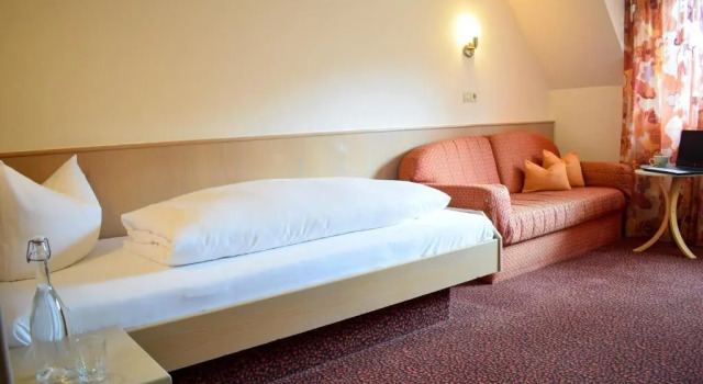 Номер Standard Castell Hotel & Restaurant