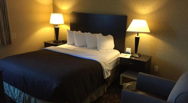 Номер Economy Days Inn by Wyndham Bismarck