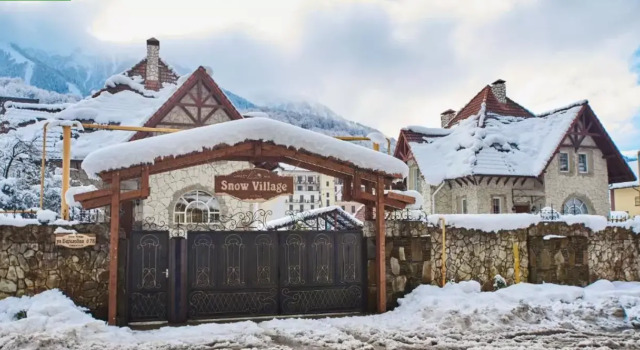 Snow Village (Сноу Вилладж)