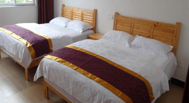 Emeishan Jintong Inn, Prenota Hotel Hotel a Sichuan con parcheggio, Parcheggio