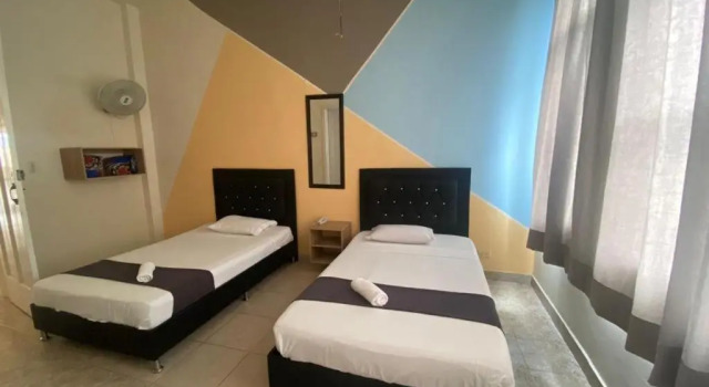 Четырёхместный номер Standard Hotel Calle Real Medellin