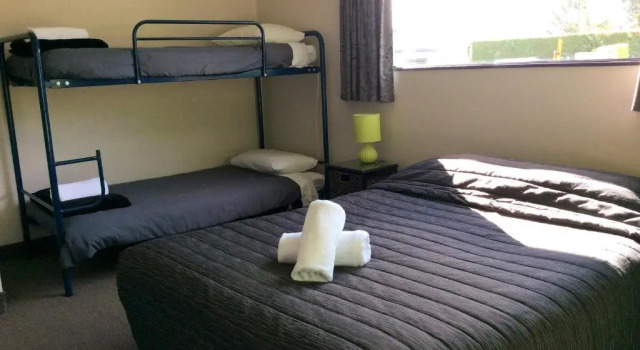 Апартаменты Fiordland Great Views Holiday Park
