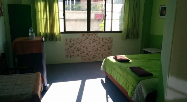 Sucasa Guesthouse, Забронировать Отель Отели Чалоклам с завтраком, Завтраки