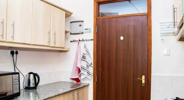 Номер Economy Karolinas Homestay Near JKIA