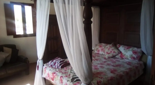 Country Estate With Private Pool Surrounded by Vineyards and Almond Plantations, Забронировать Отель Хихон Коста-Бланка