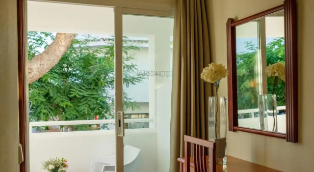 Номер Superior IROCO HOSTAL