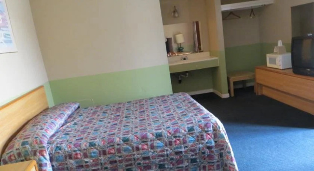 Central Motel