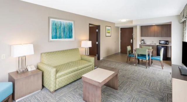 Двухместный люкс c 1 комнатой Holiday Inn Express Princeton/I-77 by IHG