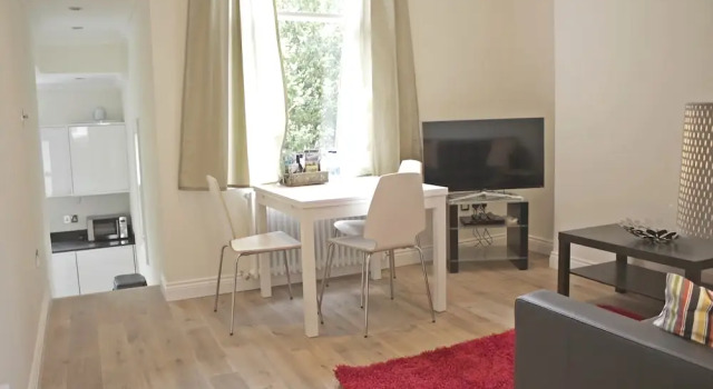 Urban Stay Cambridge Garden Apartments, Varaa Huoneisto Asunnot kohteessa Merseyside, Huoneisto