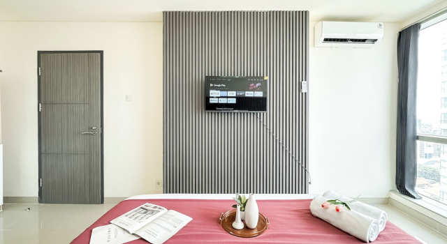 Lovely And Vibrant 2Br Space At Praxis Apartment
