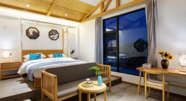 Люкс с видом на внутренний двор Yewang Su Lake View Light Luxury Hostel