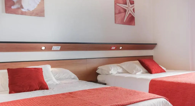 Трёхместный номер с видом на море El Cid Campeador - Family Hotel