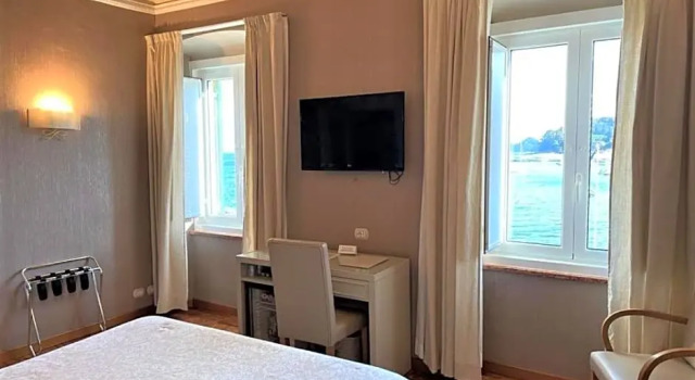 Двухместный номер Standard с видом на море Hotel Metropole