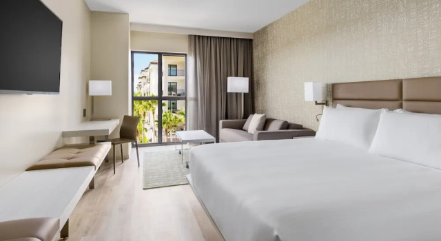 Номер Standard AC Hotel by Marriott Naples 5th Avenue