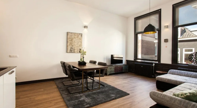 Апартаменты Comfort Stayci Serviced Apartments Royal Palace