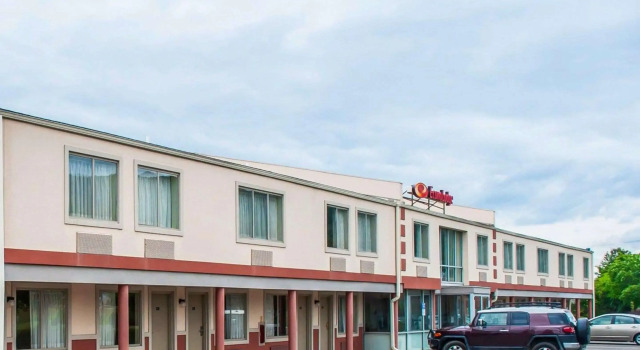 Econo Lodge Elmira-Corning, Забронировать Отель Биг-Флэтс-Эйрпорт США