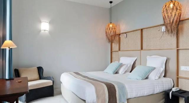 Двухместный номер Standard с видом на море Hôtel Les Costans, The Originals Relais