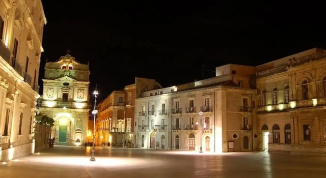 Ortigia Door, Syracuse - Sicily
